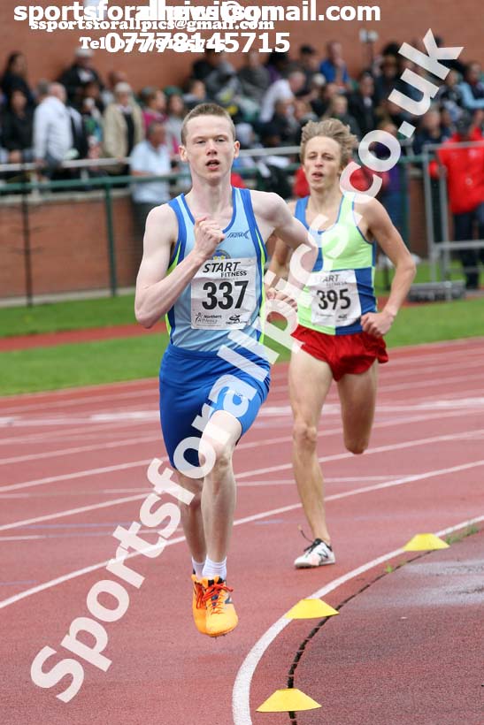 Mens under-17s 800 metres, Northern Under-17s/U-15s and U13s Champs, Leigh Sports Village, Leigh. Photo: David T. Hewitson/Sports for All Pics